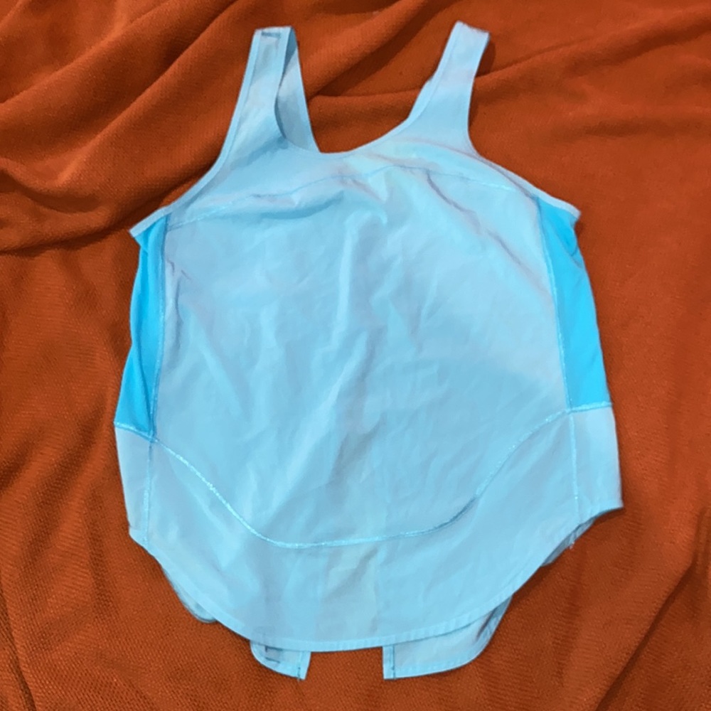 lululemon tank - Picture 2 of 5